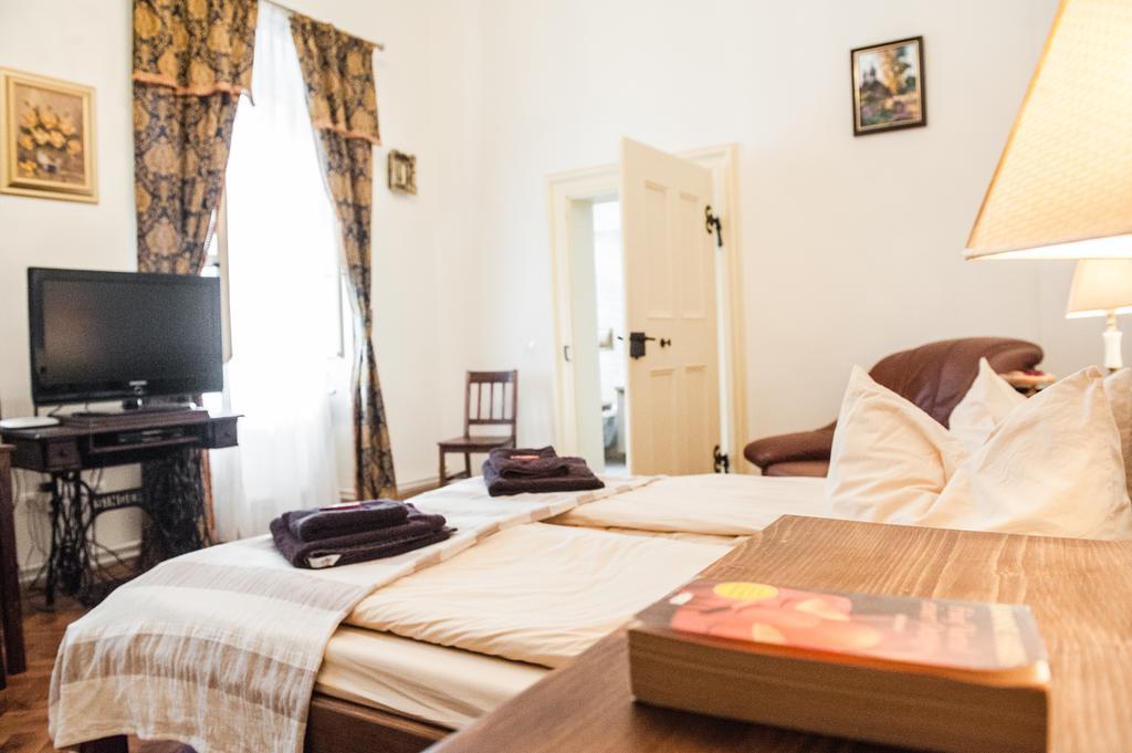 Brukenthal Central Apartments Sibiu Exterior photo