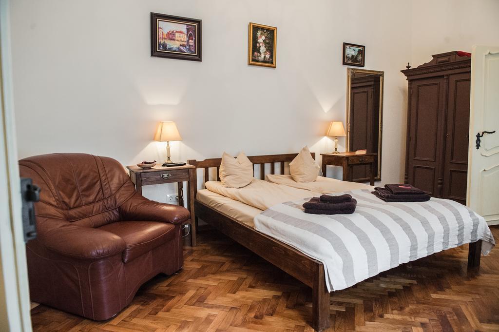 Brukenthal Central Apartments Sibiu Room photo